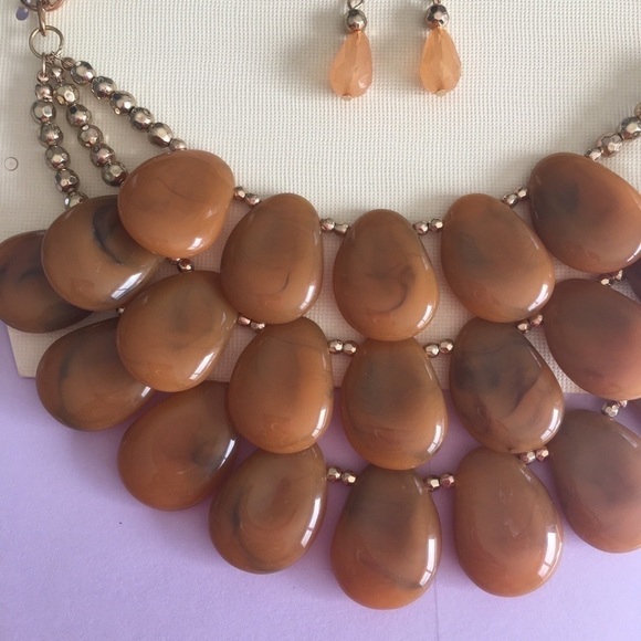 Sophia & Kate Women’s bohemian/statement combi necklace and earrings set - Picture 4 of 5